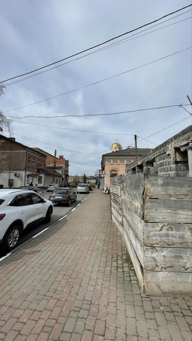 3-поверховий будинок і земельна ділянка 11 соток в центрі Галича _OL