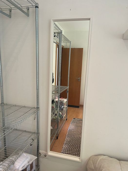 Espelho IKEA NISSEDAL com moldura branca