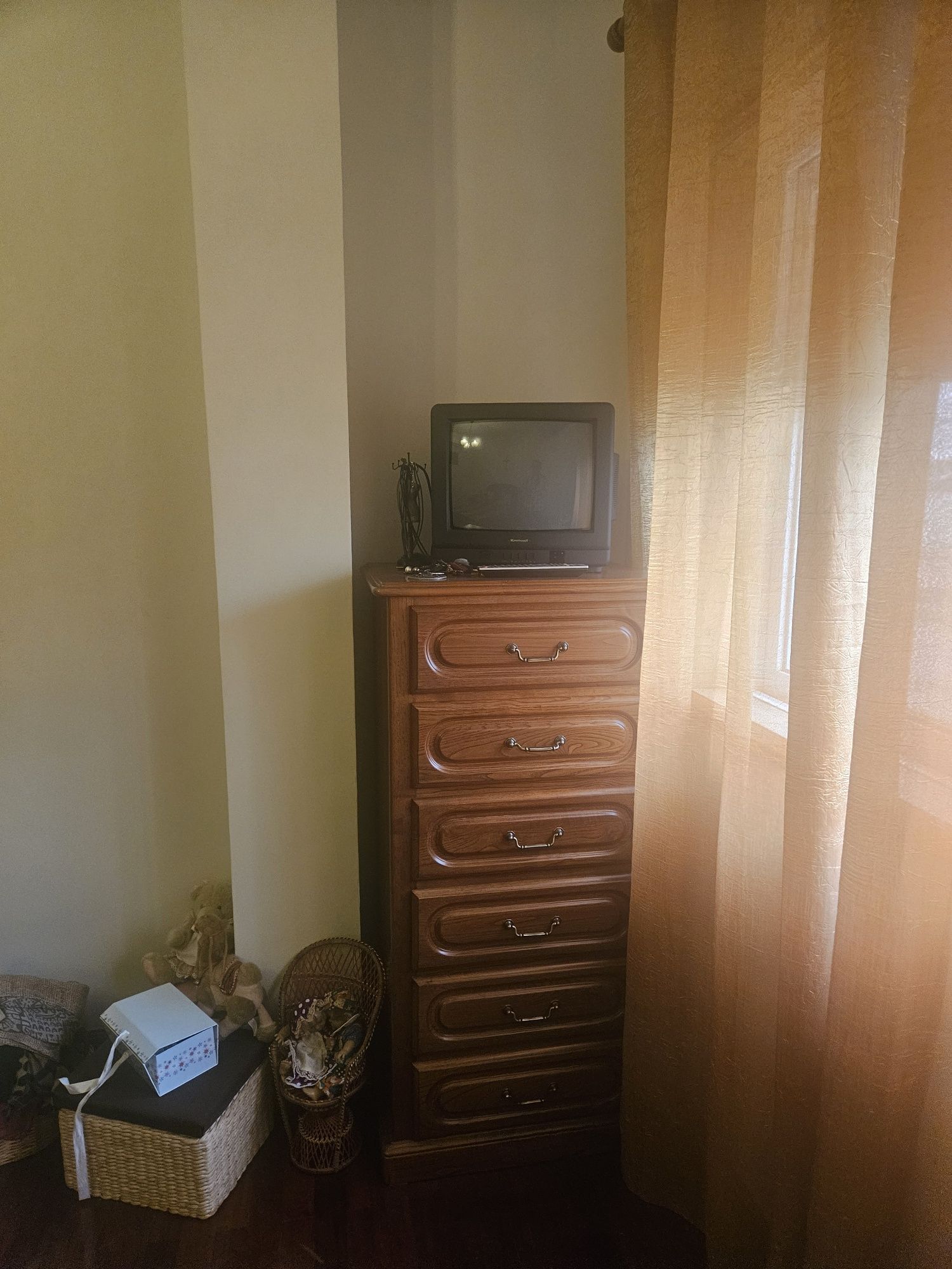 Quarto de casal em cerejeira
