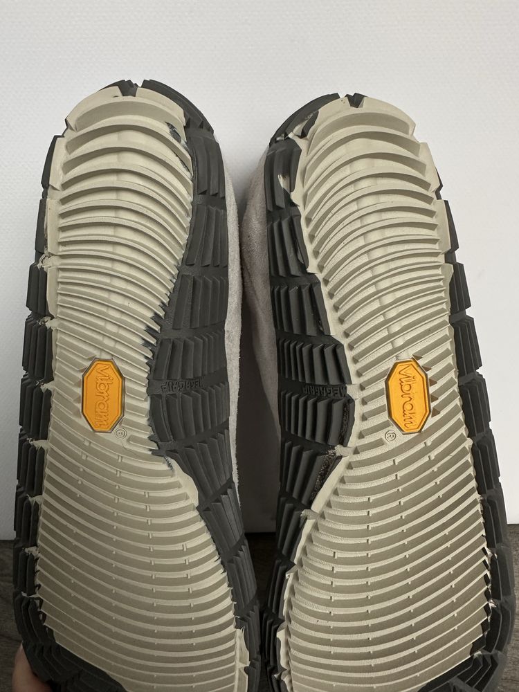 круті кросівки  Merrell Move Glove Paloma