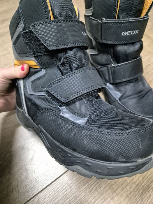Śniegowce GEOX R. 39 Buty Zimowe dla Chłopca Cieple na Rzepy Obuwie