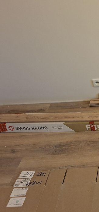 Listwy przypodłogowe SWISS KRONO Aurum  dąb meringa 13 szt  32,5mb