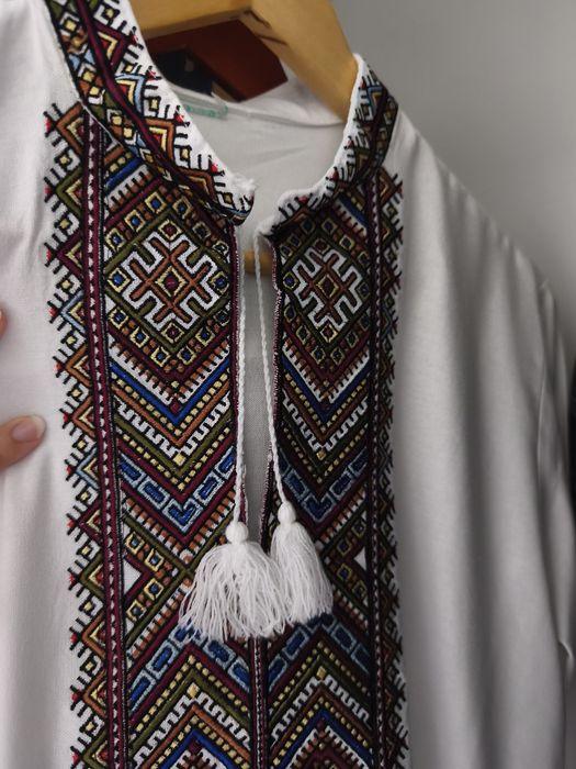 Вишиванка чоловіча М-Л