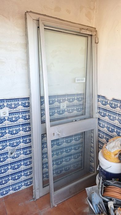Portas em alumínio
