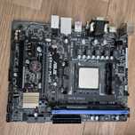 Plyta glowna Asus z procesorem i pamięcią