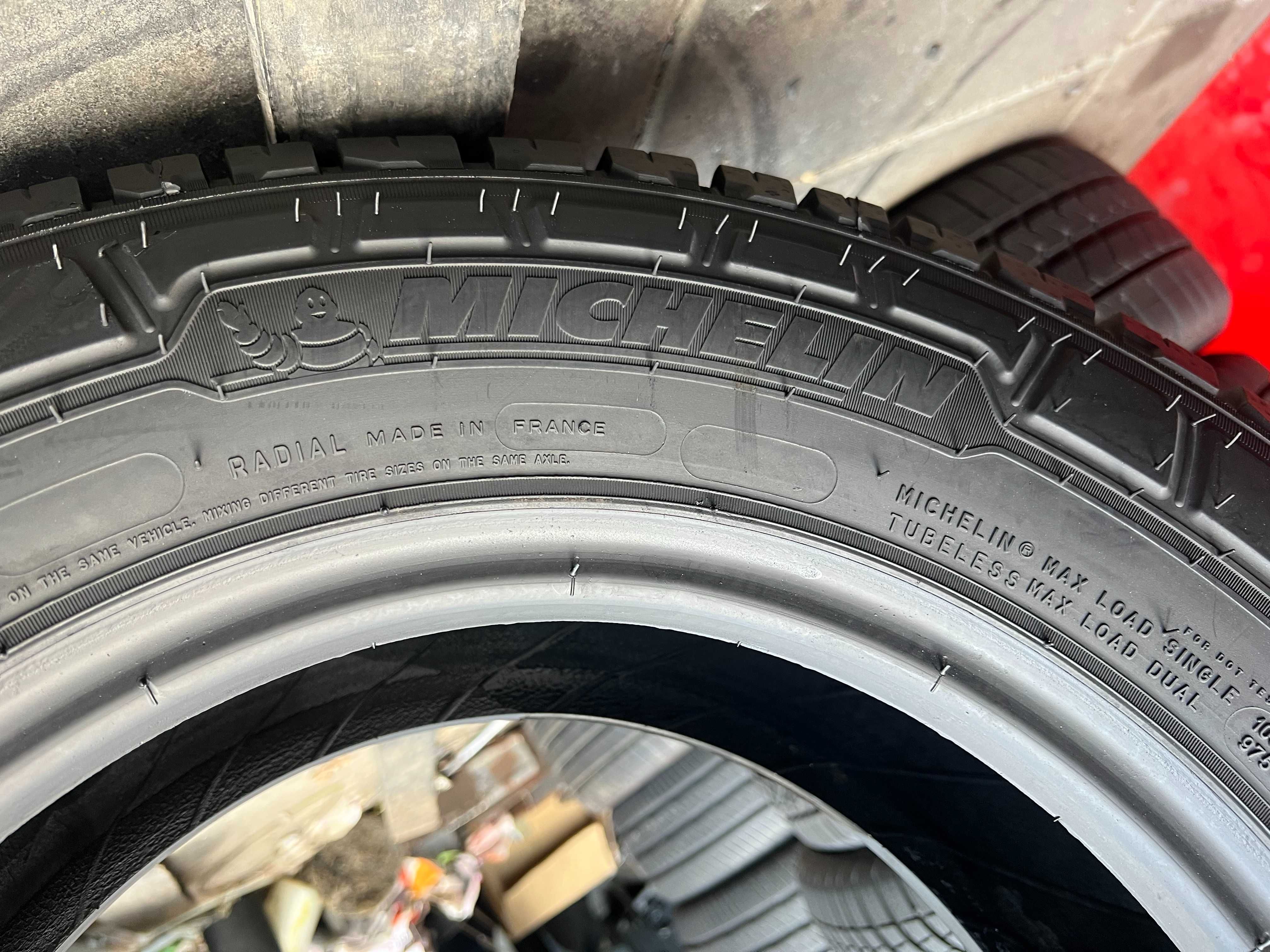 Opona wielosezonowa 215/70/R15C Michelin Agilis CrossClimate - 1 szt