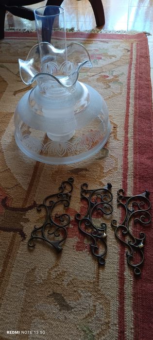 Bolbo de candeeiro e ferragens