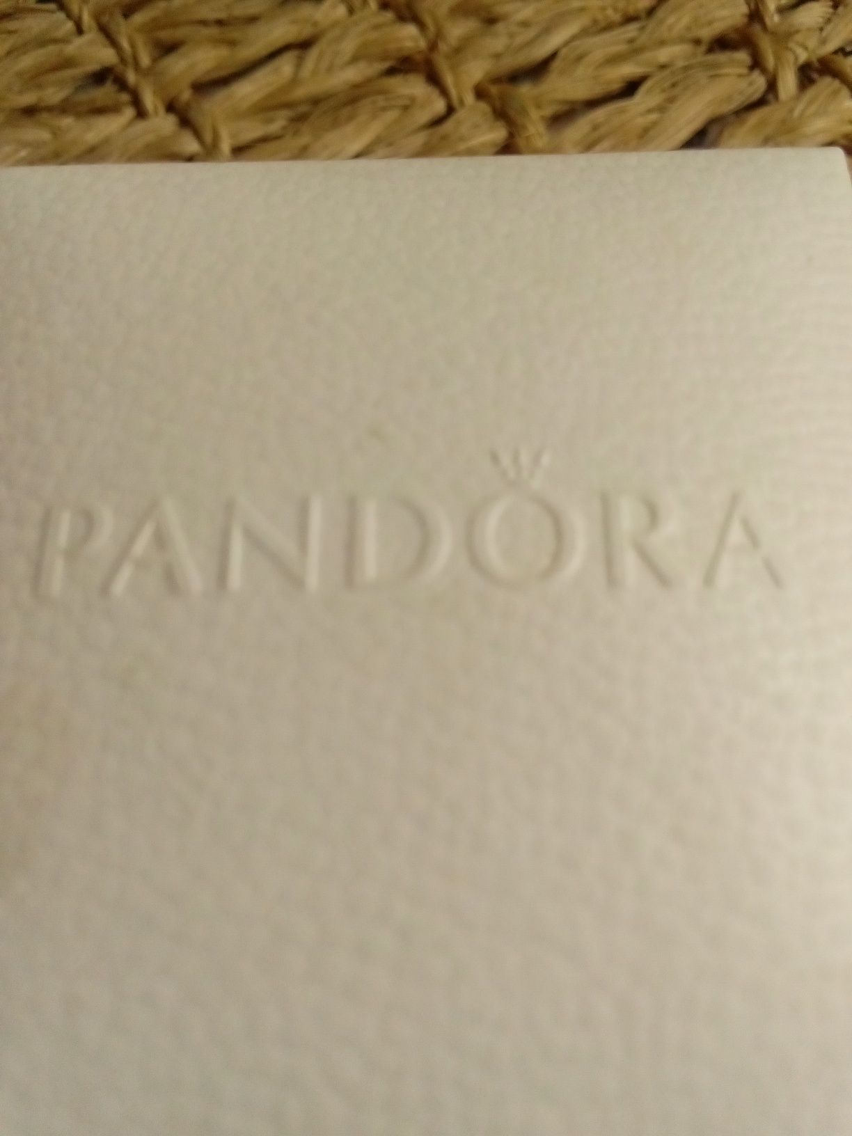 Brincos Pandora em prata