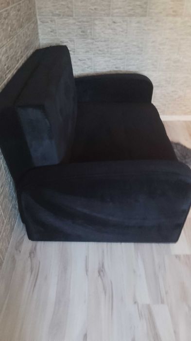 Sofa dwuosobowa czarna