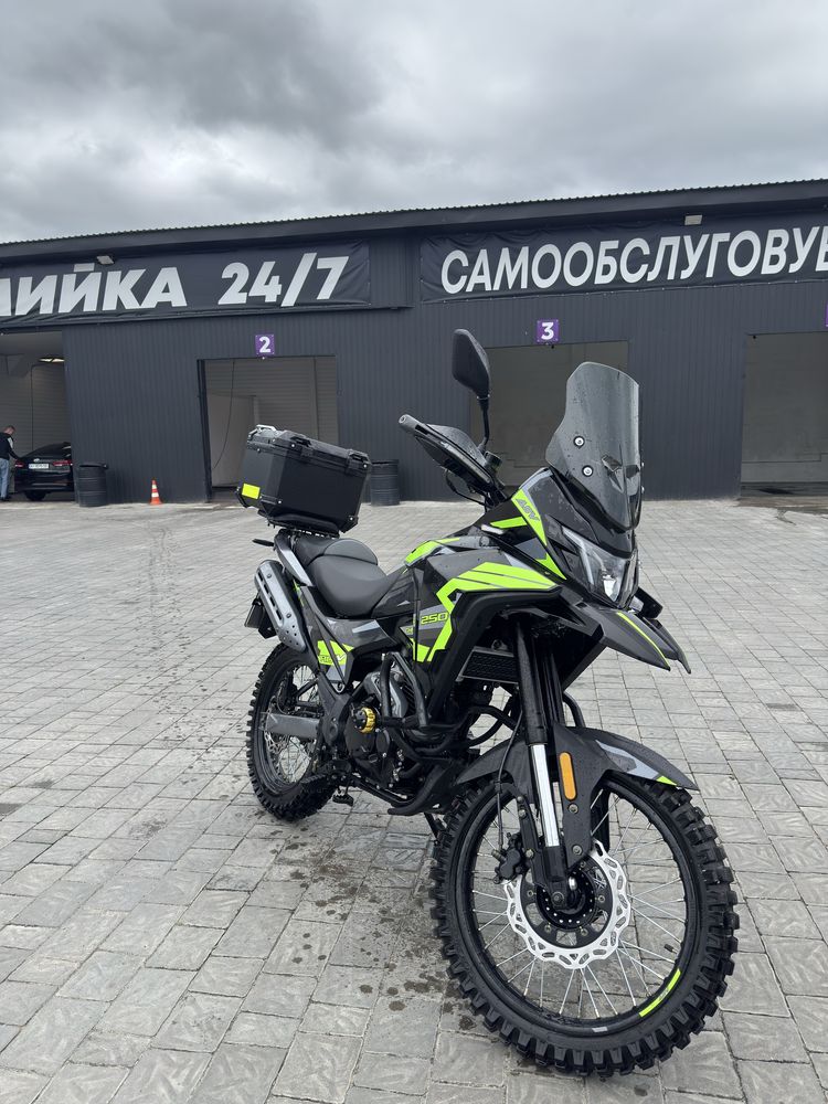 Musstang CHALLENGE ADV 250