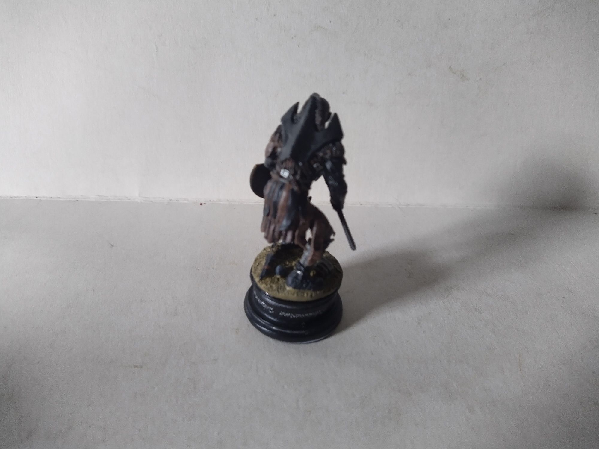 Władca pierścieni figurka Orc Axeman Eaglemoss