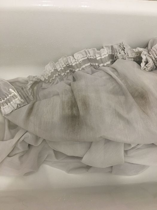 Прання тюлі у Киіві