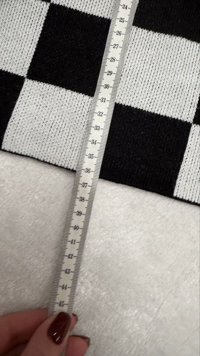 H&M sweter szachownica modny ciepły  wensday 134/140 9/10 l jesień
