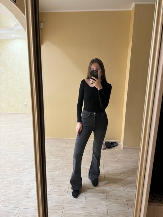 Джинси сірого кольору ZARA