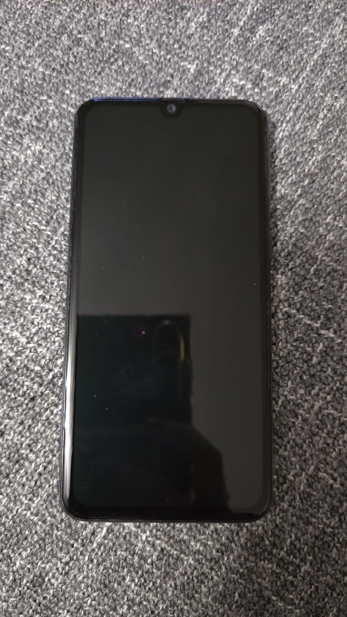 SAMSUNG A40 usado