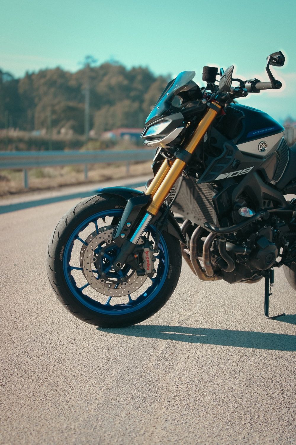 Yamaha MT 09 SP 2018 (Brembo) em excelente estado de conservação.