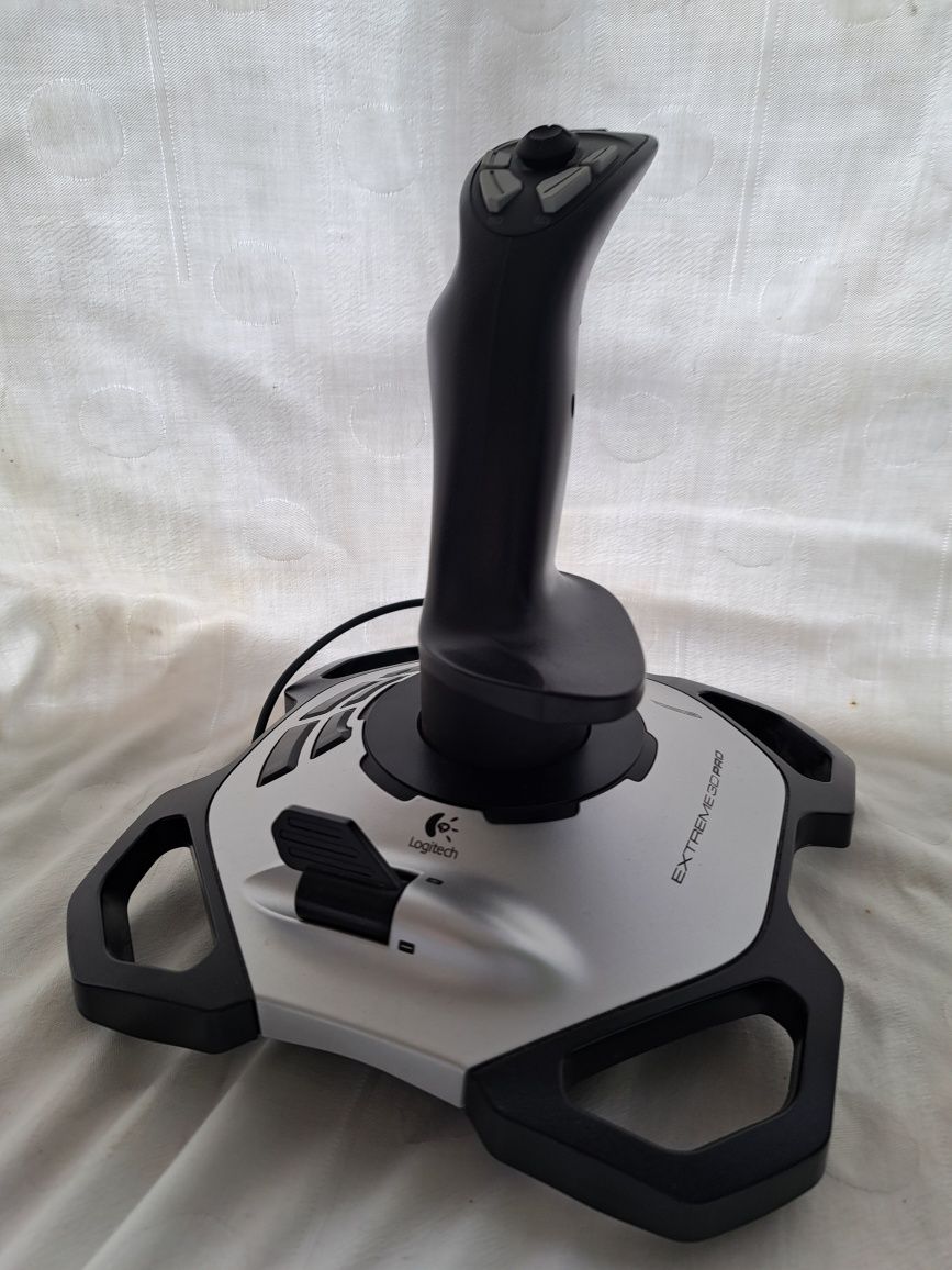 Extreme 3D Pro Joystick