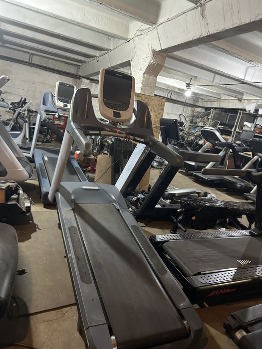 Орбитрек,беговые дорожки, велотренажеры Technogym,life fitness, Precor