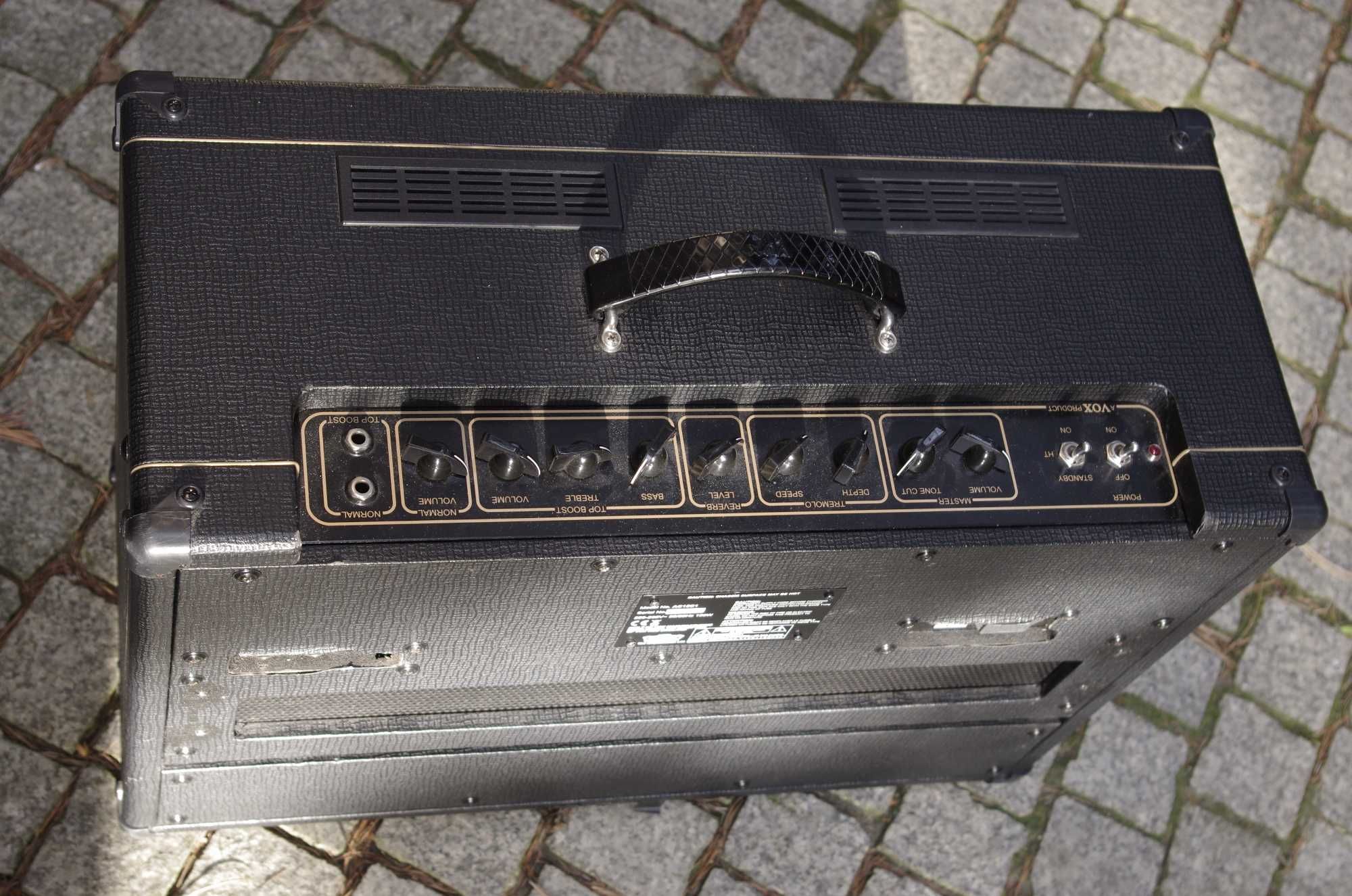 lampowy wzmacniacz gitarowy Vox AC15C1 15W