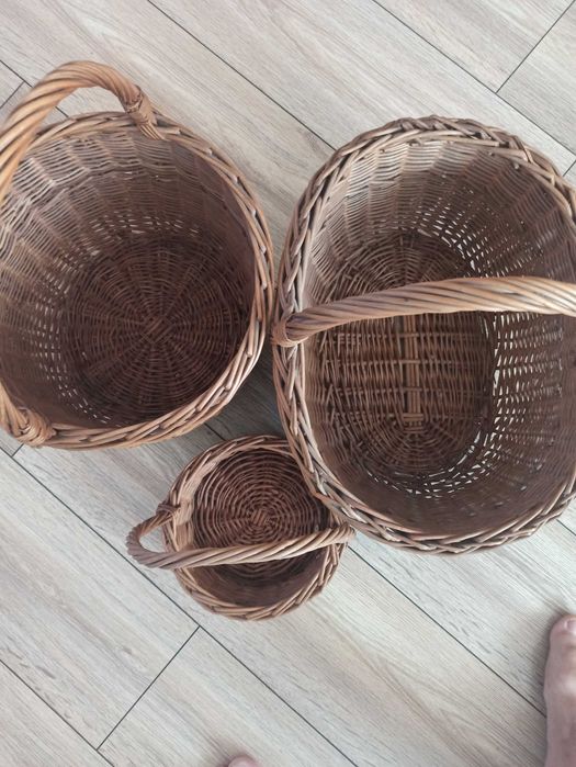 3 Koszyki   wiklinowe 2 dużei mały
