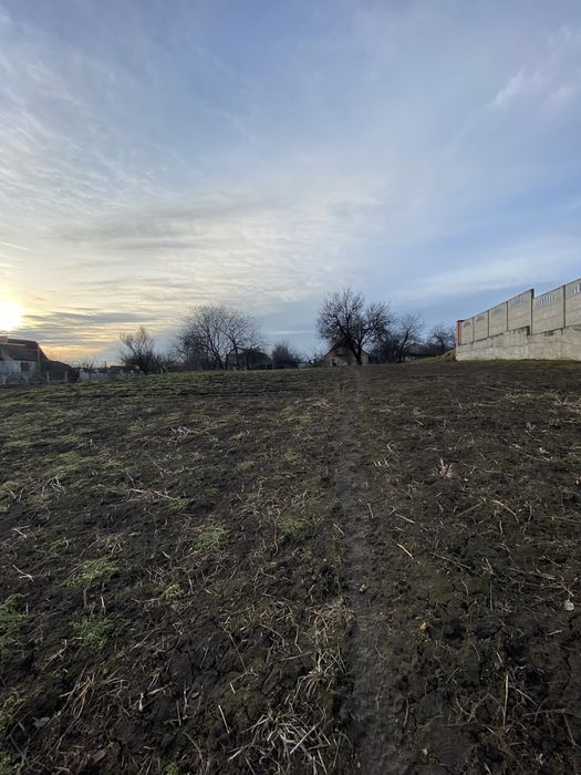 Продажа землі Крюківщина /Вишневе