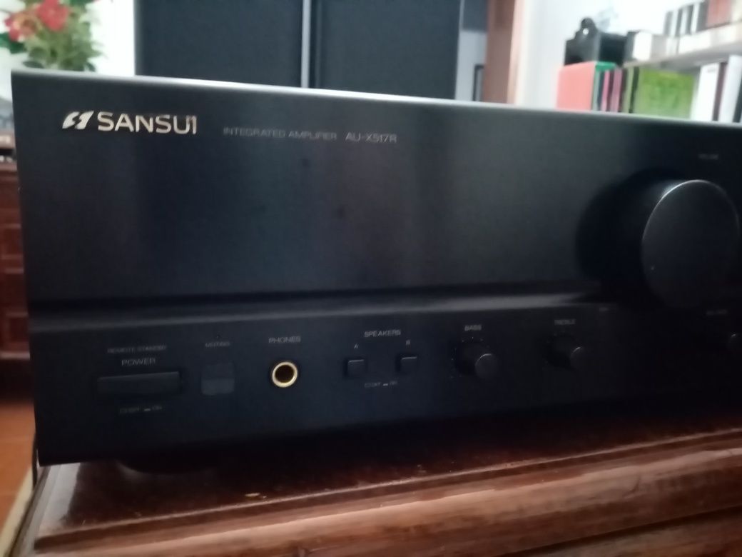 Sansui AU-X517R Amplificador integrado