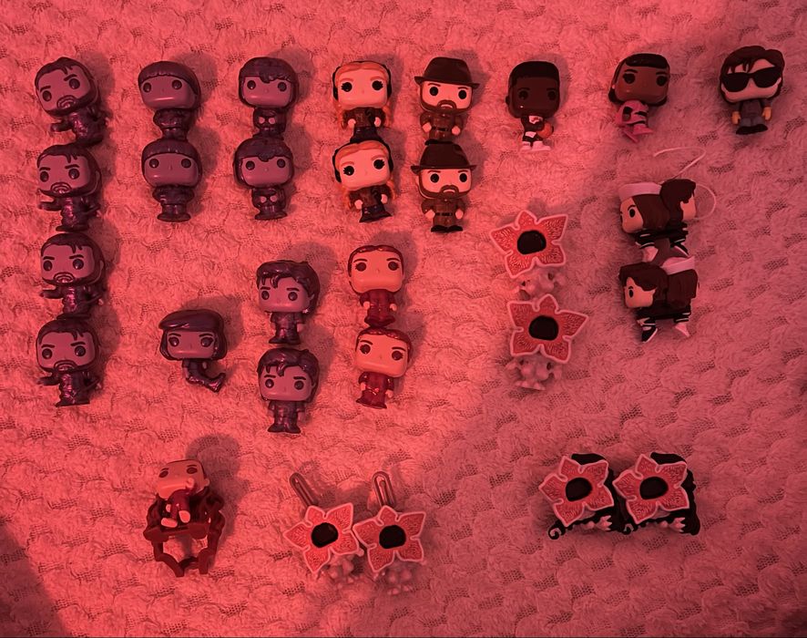 Kinder Joy Stranger Thing