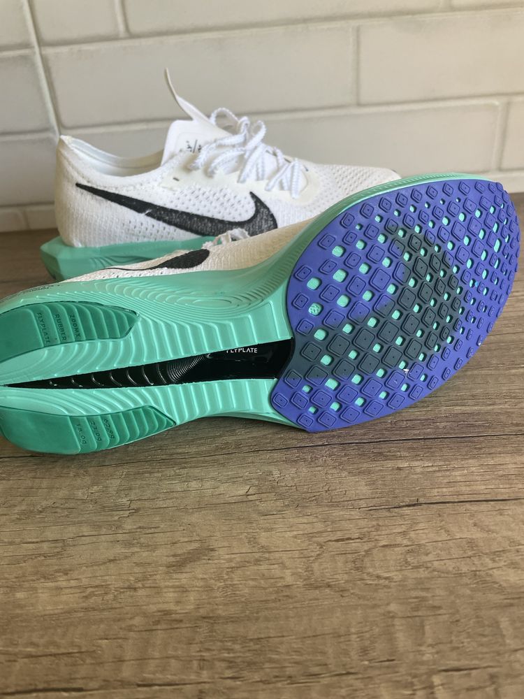 Продам Nike Vaporfly 3