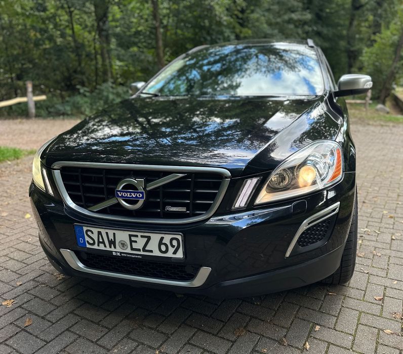 Volvo XC 60 Volvo XC60 R-Design 2.4 D5, Diesel, AWD 4x4, 163 KM, Automat