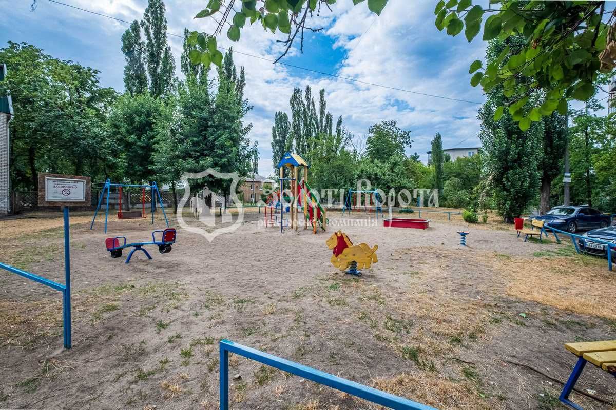 Квартира, 2к. Під ремонт. Мілютенка, 9а, Лісовий м-в, Деснянський р-н