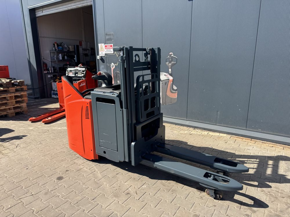 Paleciak elektryczny Linde 2019 r 210 cm 1200 kg D 12 sp wózek rydwan