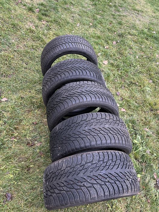 Nokian Hakkapelita R3 245 40 18 зимові шини