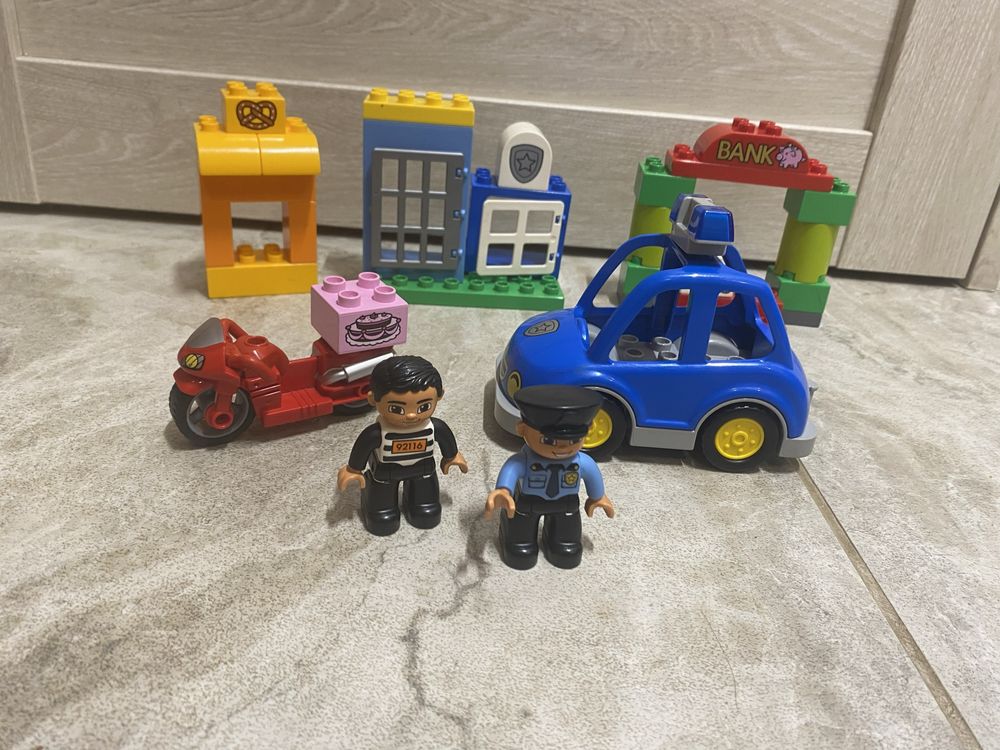 Полиция lego duplo
