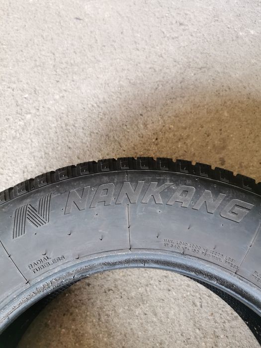 Para opon 235/65R17 108V Nankang CrossSeasons AW-6 SUV