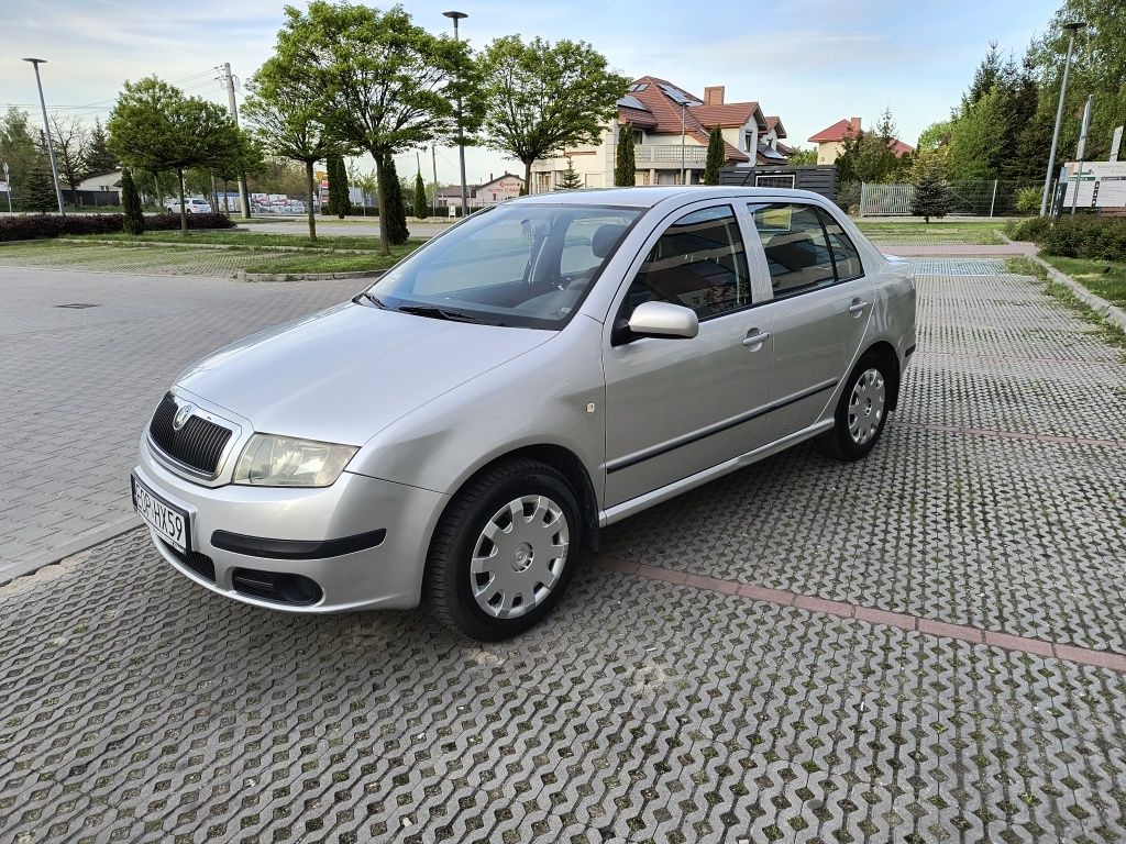 Skoda Fabia 1.4 16V 75KM*Gaz do 2034*Klima*ABS*Parktronic*Hak*2005r.
