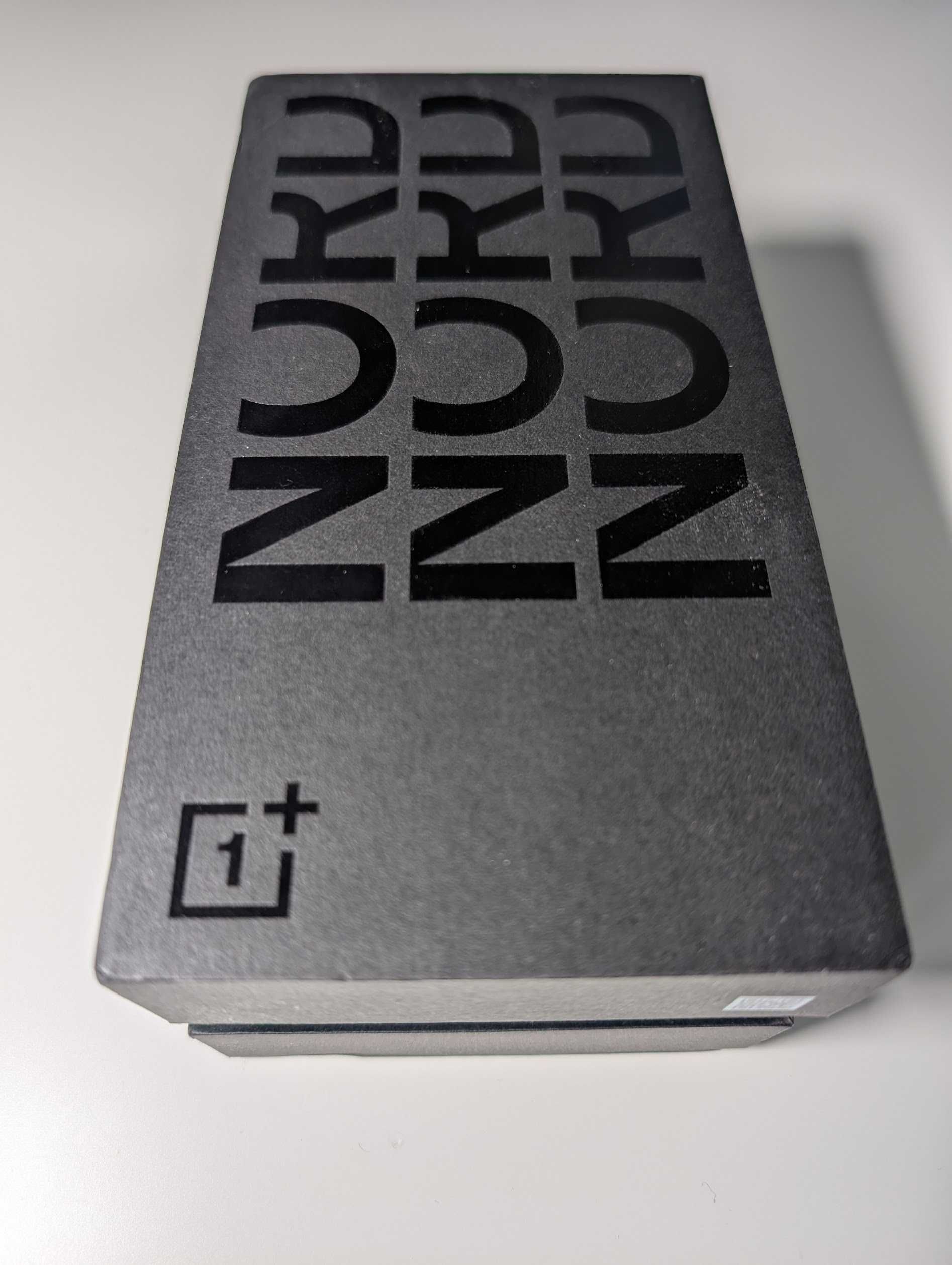 OnePlus Nord (1 generacja) – w pełni sprawny z białą linią na ekranie