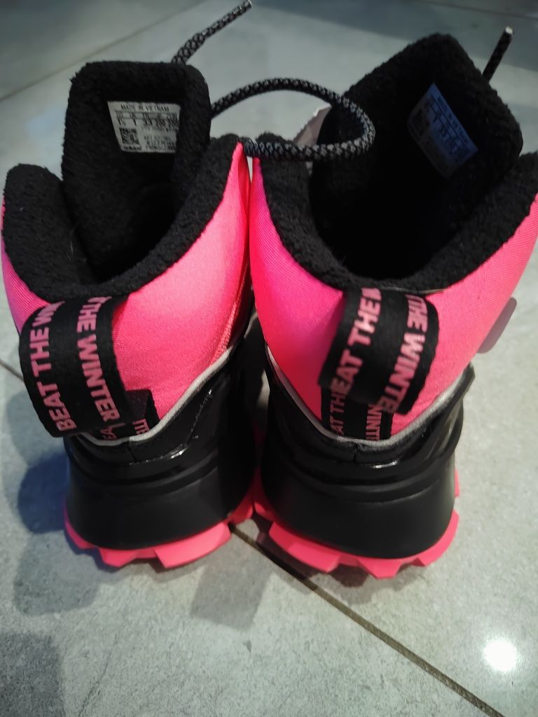 Nowe buty dziecięce dla dziewczynki Adidas RapidaRun ATR BTW K rozmiar