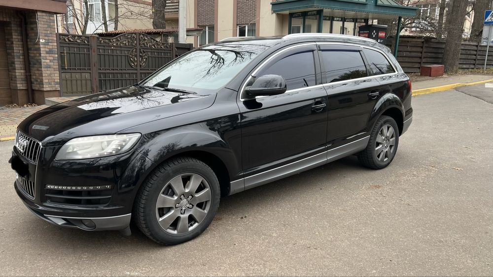 AUDI Q 7 2012 рік 3.0 дизель