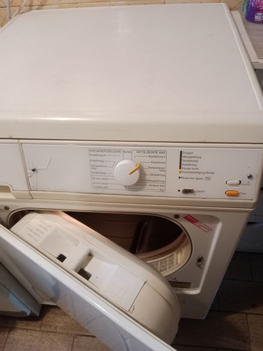 Suszarka do ubrań Miele T233c Mistral Plus C