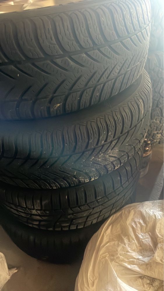 Продам диски з резиною 5/112   205/60/R16  Ціна 220дол.