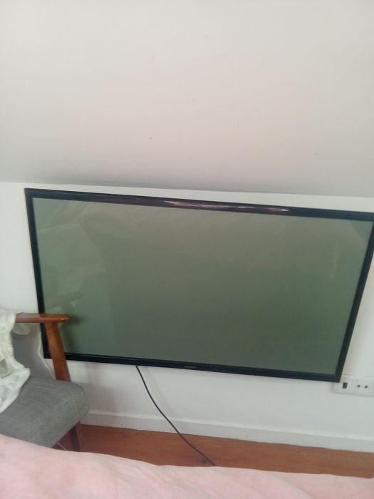 Televisão SAMSUNG nova