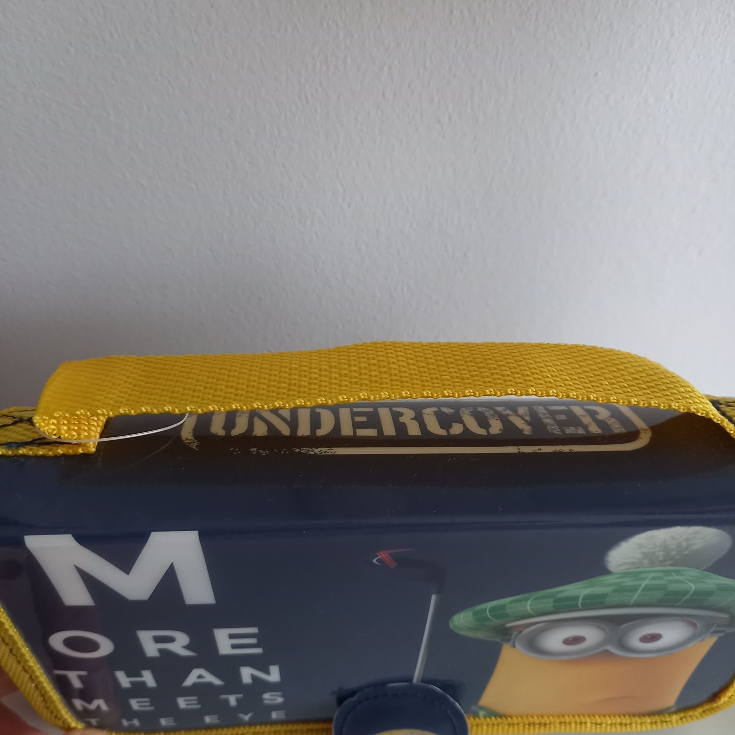 Minionki piórnik trzyczęściowy Undercover 20x13x5 nowy żółty granatowy