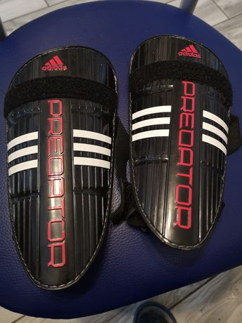 Ochraniacze Adidas predator xl-jak nowe