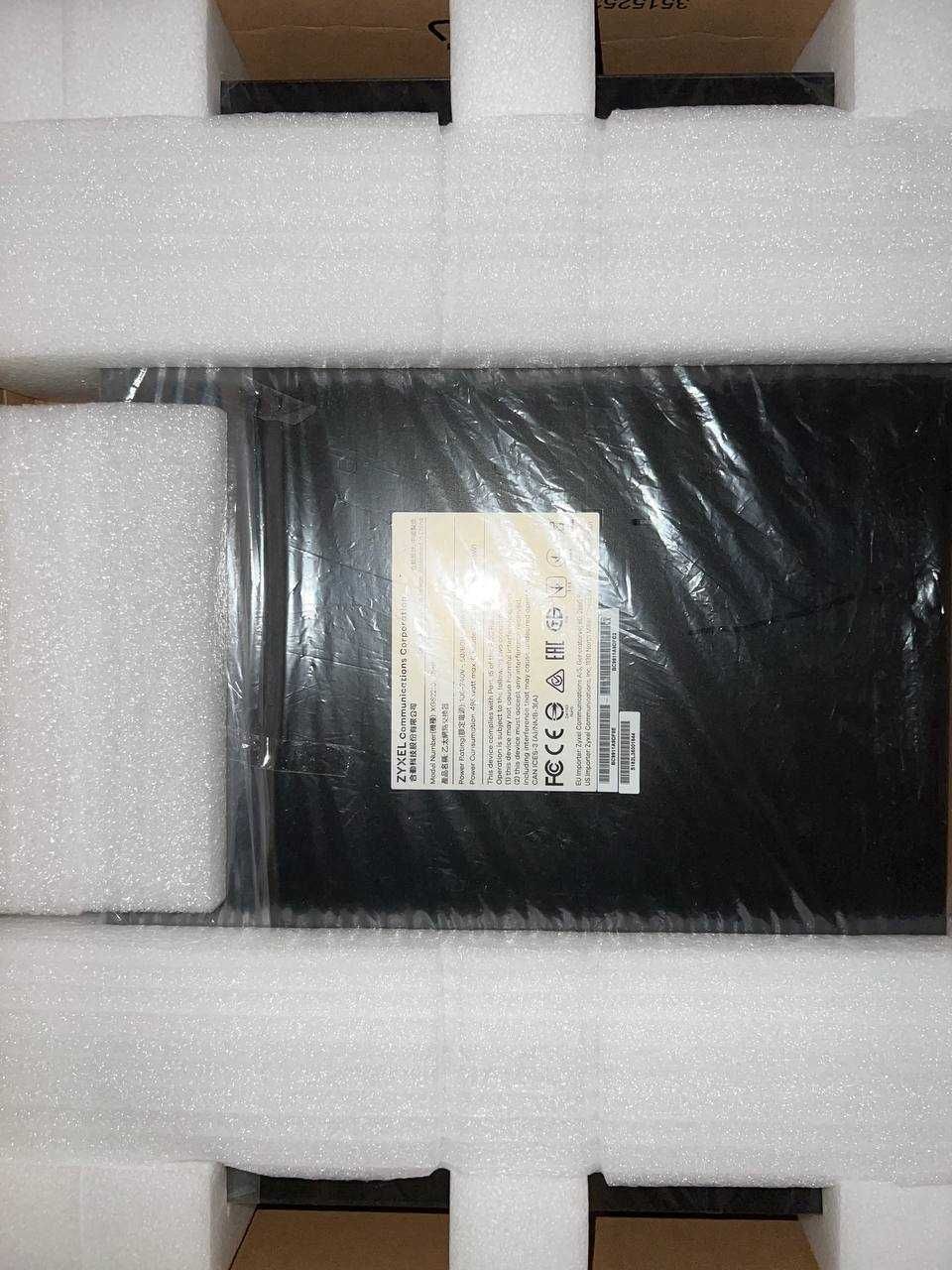 Switch zarządzalny Zyxel XGS2210-52HP