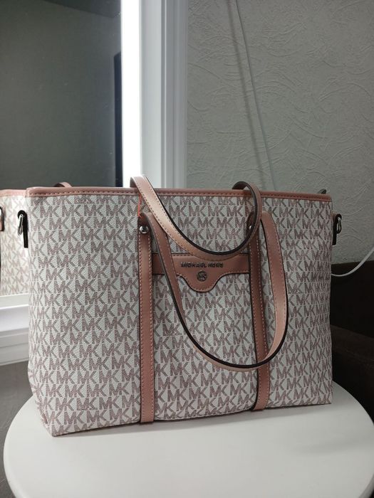 Стильна сумка michael kors