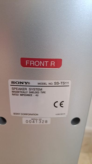 Vende se colunas Sony 4 colunas semi novas