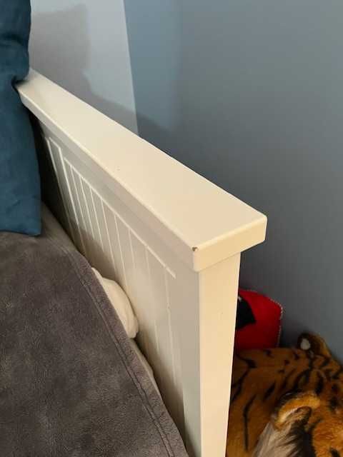 Sprzedam łóżko leżanka Hemnes Ikea Białe plus 2 materace