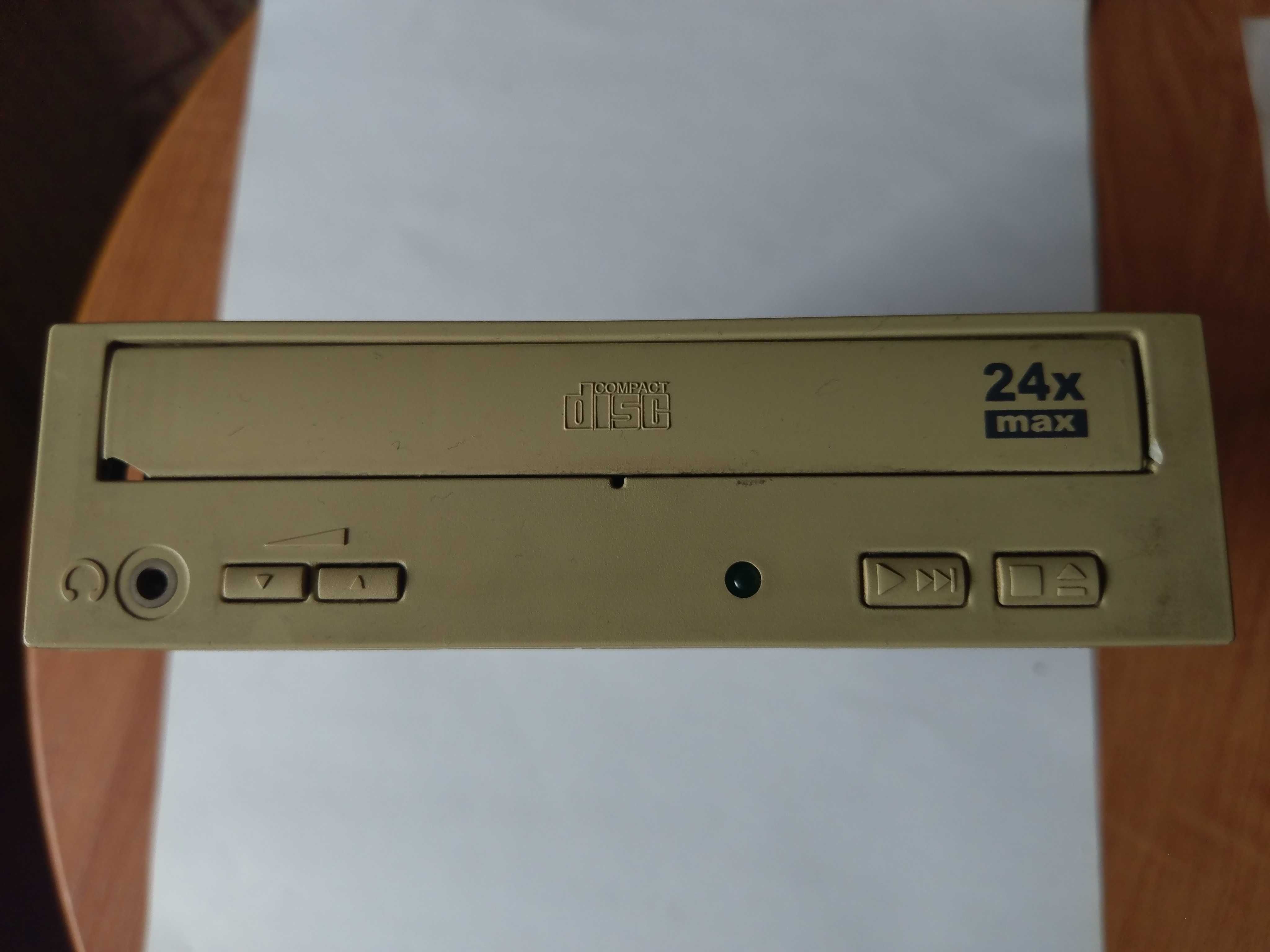 Stare napędy CD, złącze starego typu, marki LG i ACER