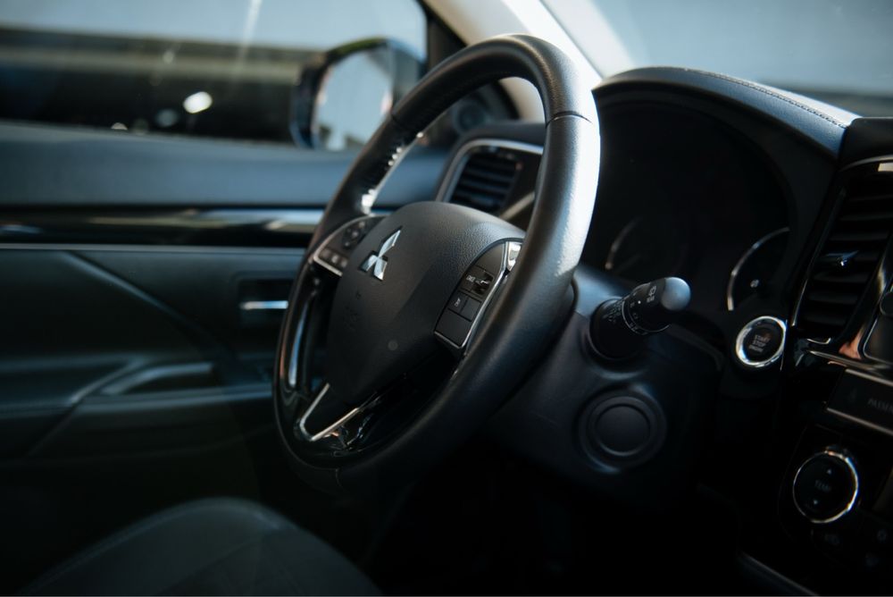 Mitsubishi Outlander III