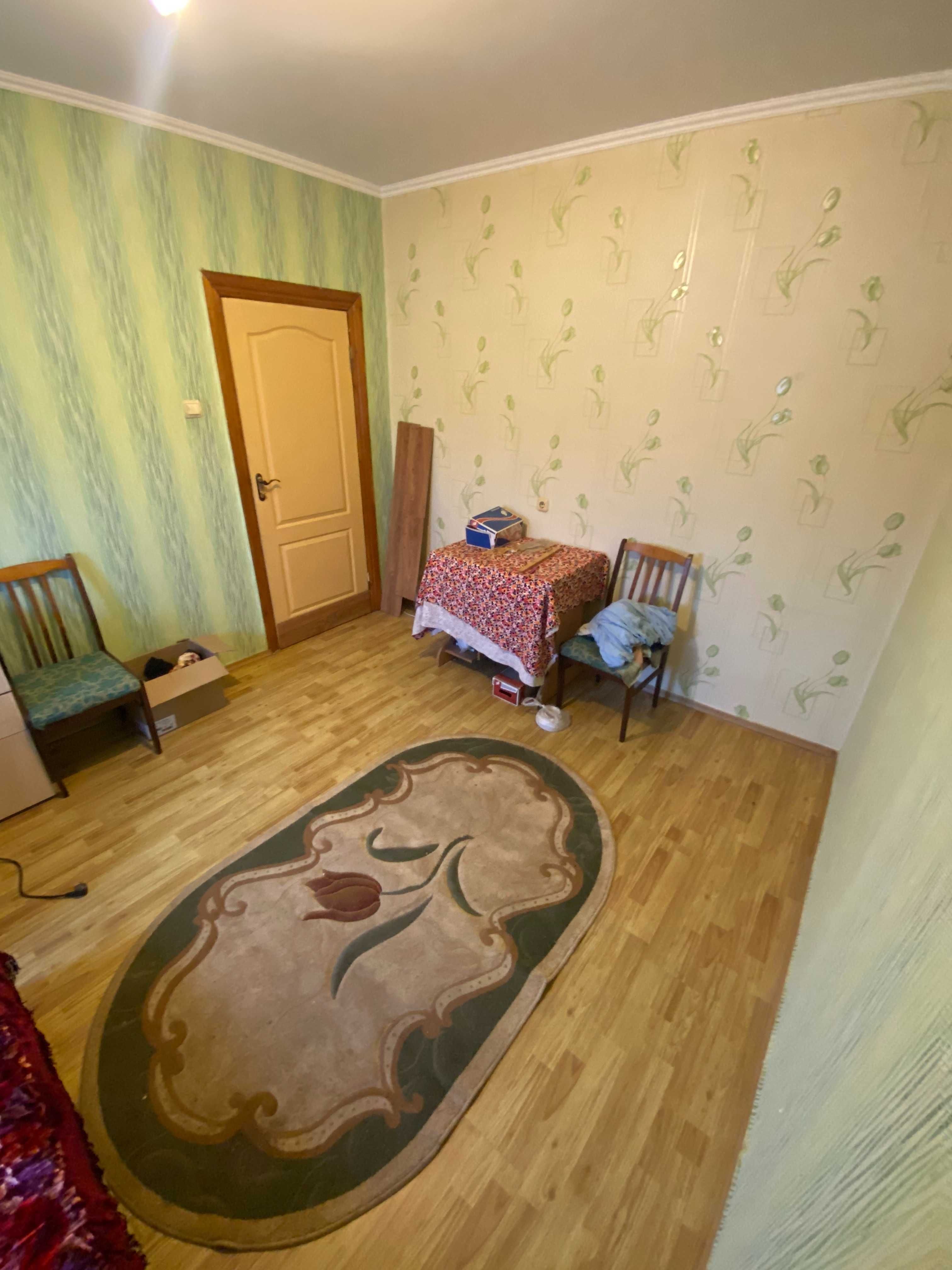 4к.квартира великої площі, можна під держ.програми.